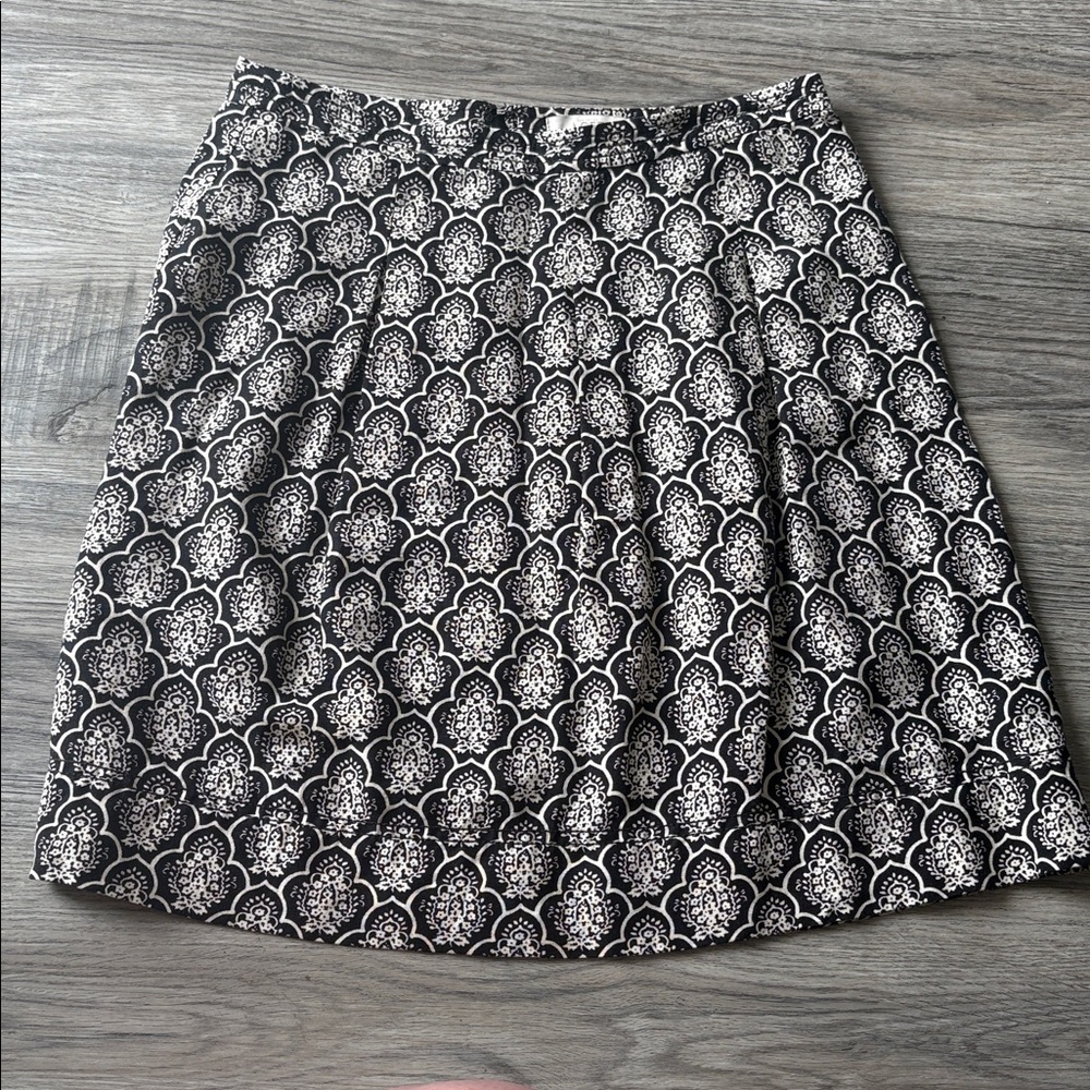 Loft black and cream linen blend skirt size 2